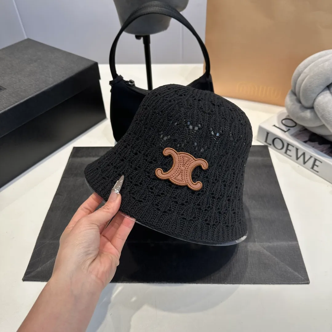 P56 Celine new knitted hand hat, hand hook fisherman hat, head circumference 57cm