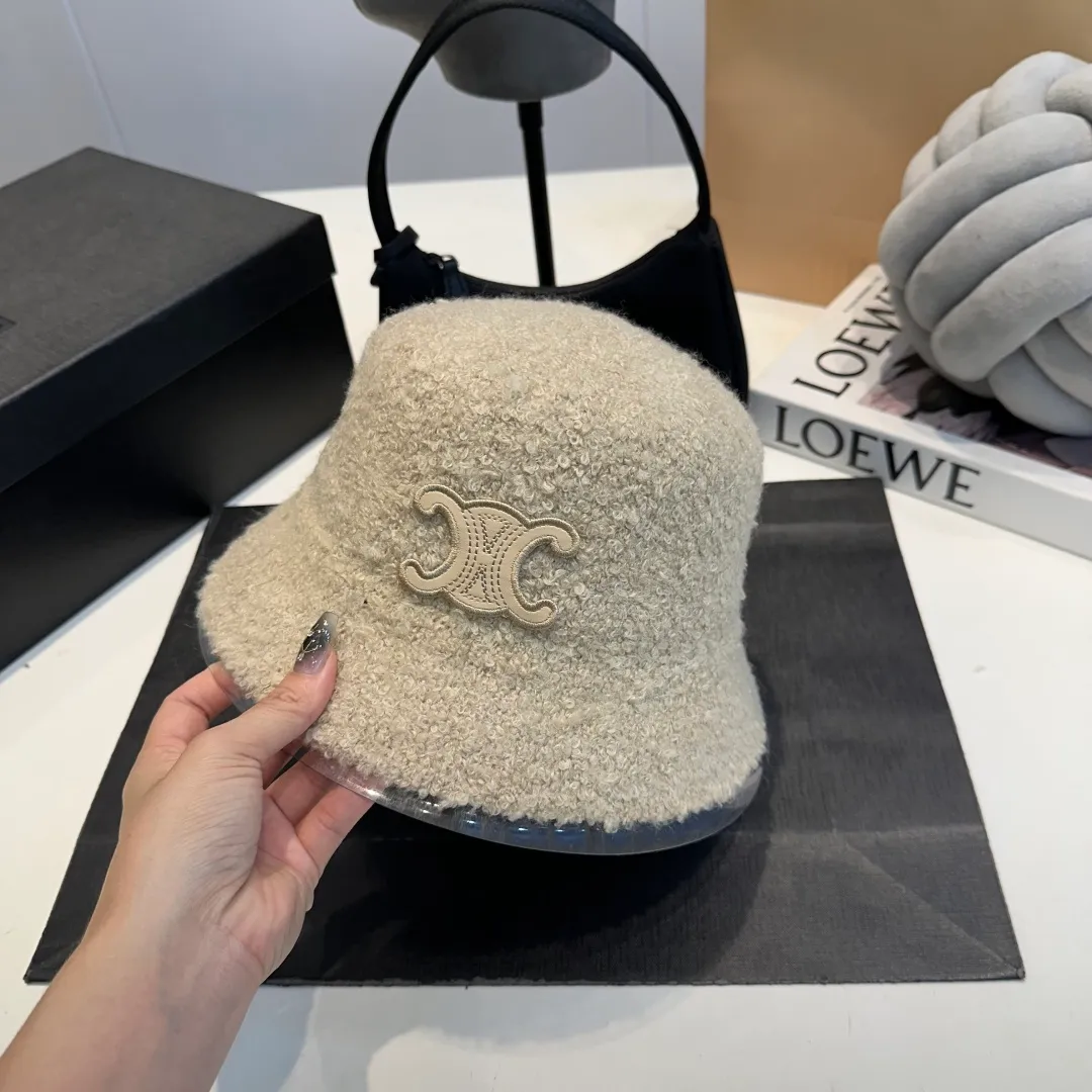 P60 Celine Celine* customized version of Arc de Triomphe lamb wool basin hat women's bucket hat 2025 hot new style autumn and winter hat fisherman hat winter style