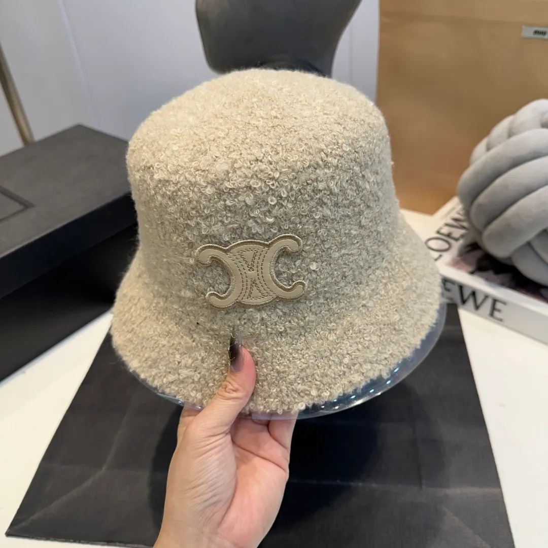 P60 Celine Celine* customized version of Arc de Triomphe lamb wool basin hat women's bucket hat 2025 hot new style autumn and winter hat fisherman hat winter style