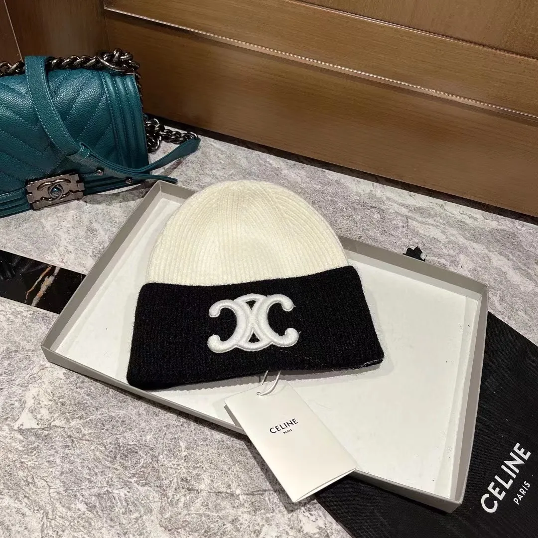 CELINE cashmere knitted hat