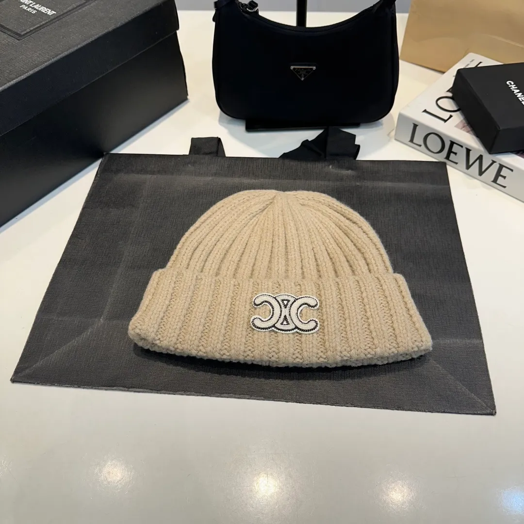 P50 Celine new knitted beanie