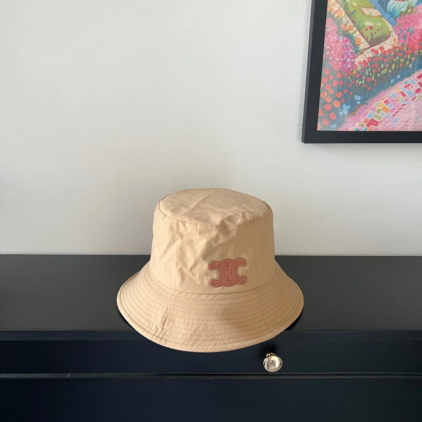 🉐140💛 Comes with dust bag [Celine] 2025 new style simple fisherman hat made of smooth material, unique design ~ versatile for daily use