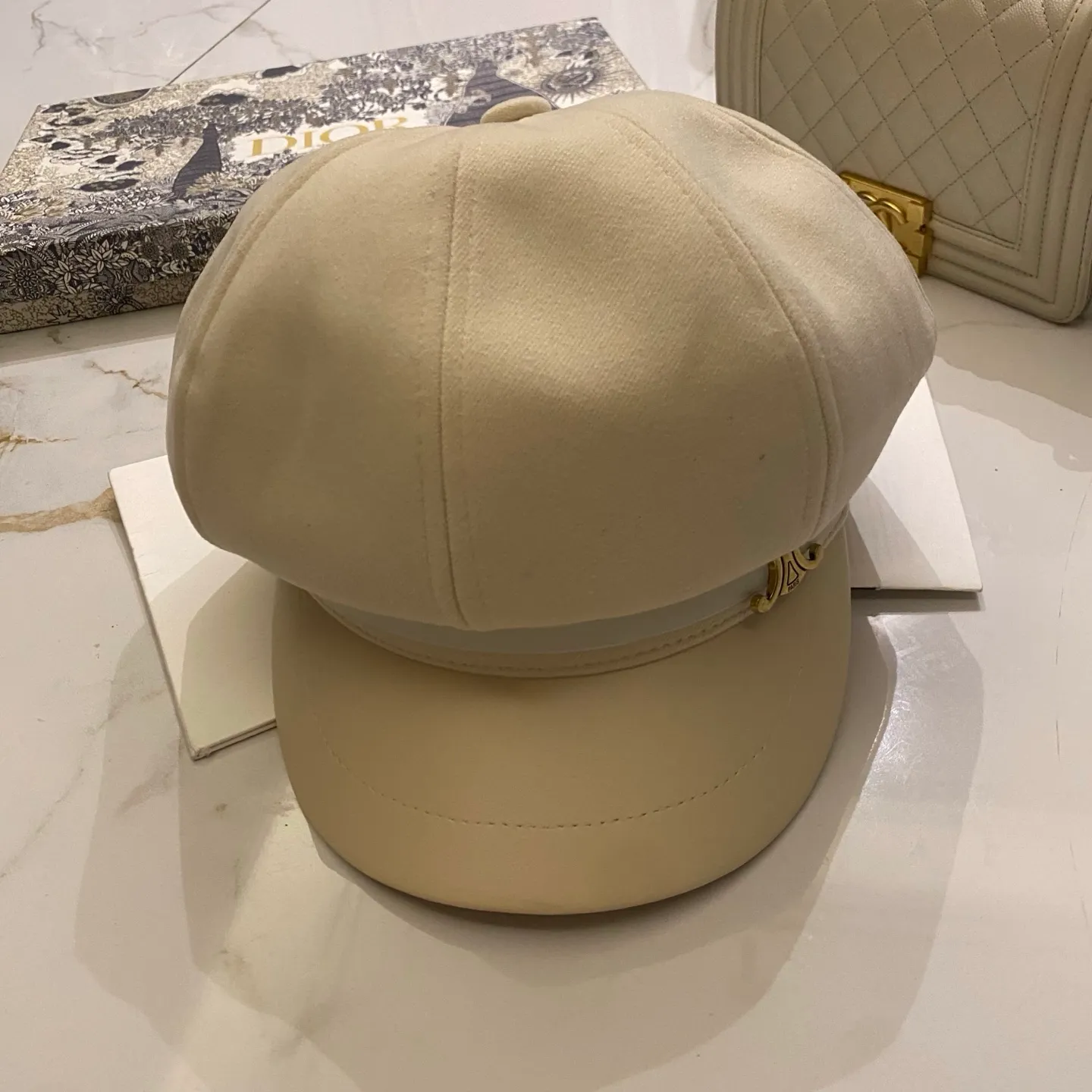 Celine imitation wool and leather octagonal hat