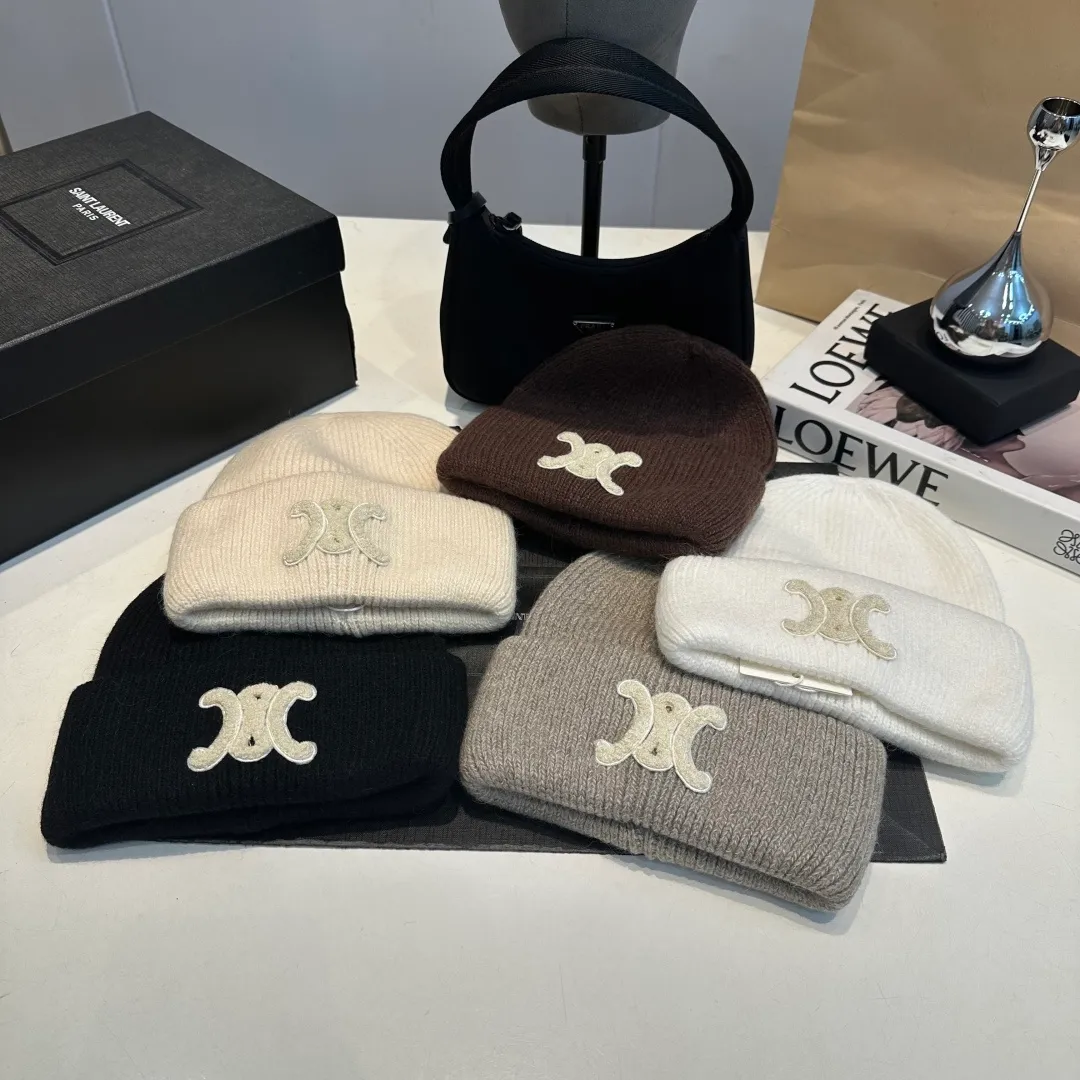 P54 Celine rabbit fur beanie