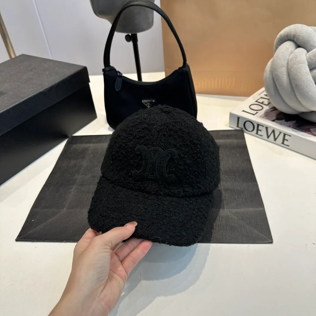 P70 CELINE Arc de Triomphe 2024 new wool 🦙 baseball cap, classic style, unisex