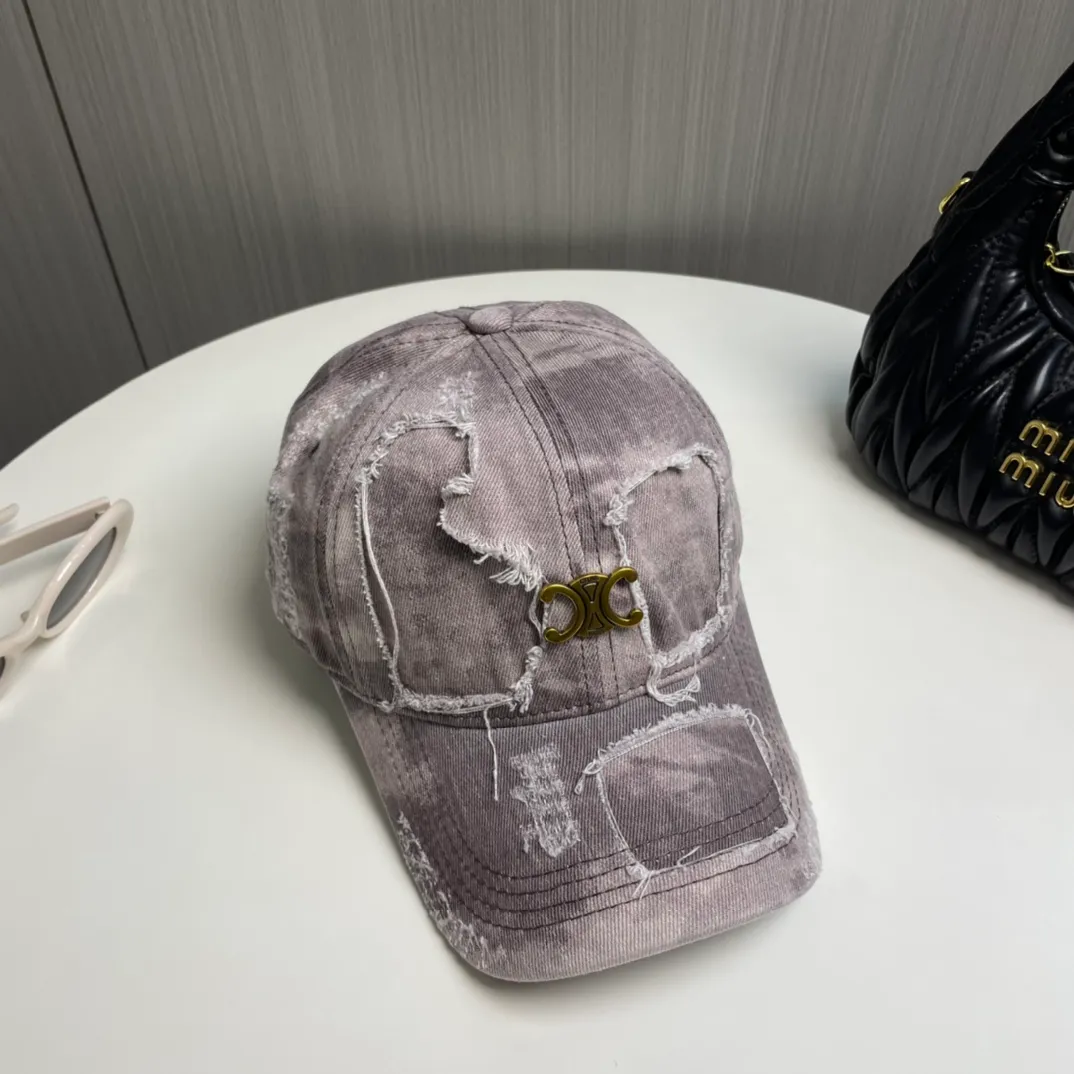 P66💛CELINE 25 Spring Washed Baseball Cap🧢 🔥New Baseball Cap🧢, a must-have when going out, very easy to match, high quality, complete internal standards, hurry up and get it!