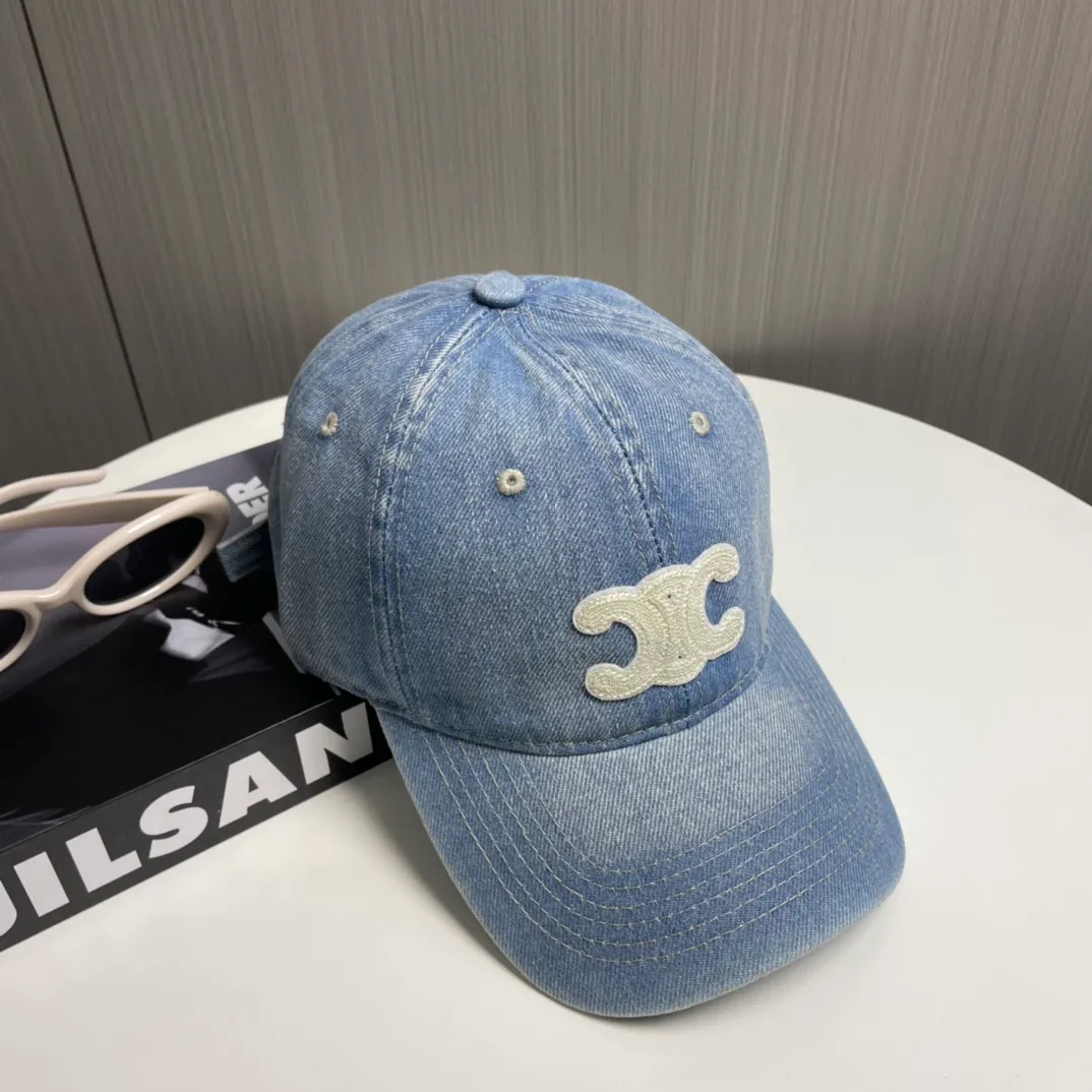 P50💛 Comes with dust bag [CELINE Celine] new denim baseball cap🧢, a must-have and easy to match when out on the street, get it now!