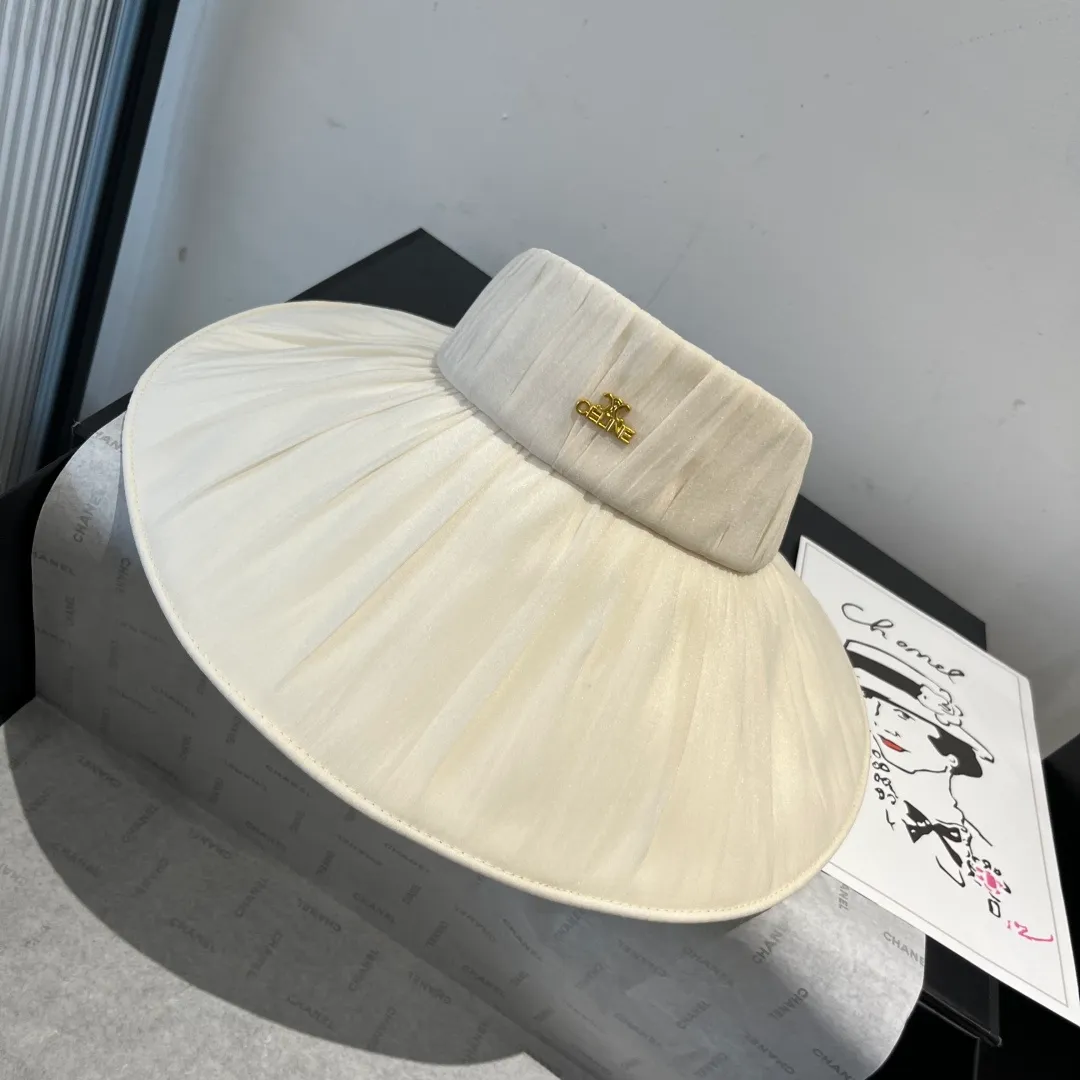💰100¥ Celine's new shell hat, empty top sun hat, foldable, easy to carry when traveling