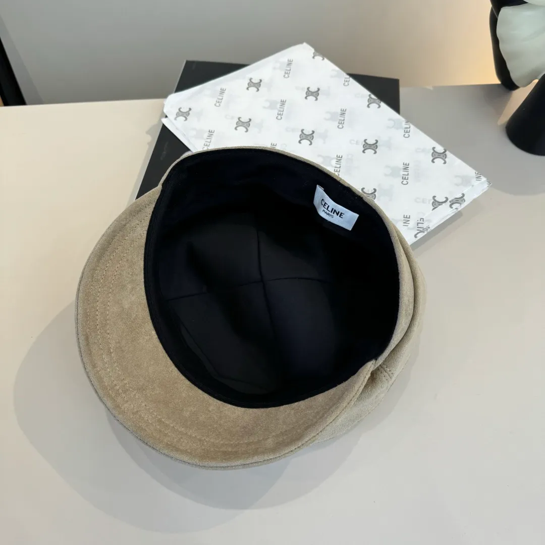 🉐160¥ Celine new peaked military cap, head circumference 57cm