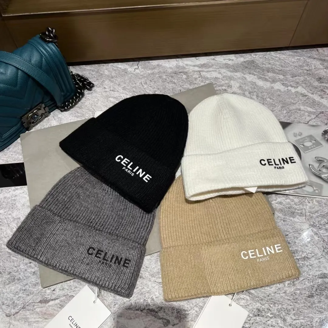 CELINE cashmere knitted hat