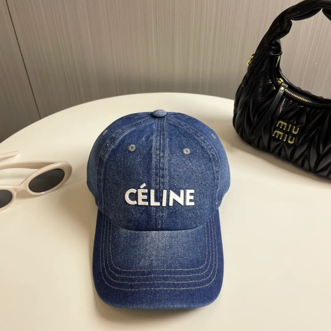 P70💛 Comes with dust bag [CELINE Celine] new denim baseball cap🧢, a must-have and easy to match when going out, hurry up and get it!