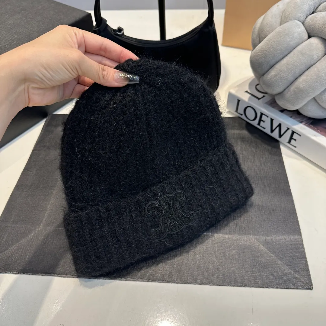 P70 Celine new autumn and winter wool hat, running size, head circumference 57cm