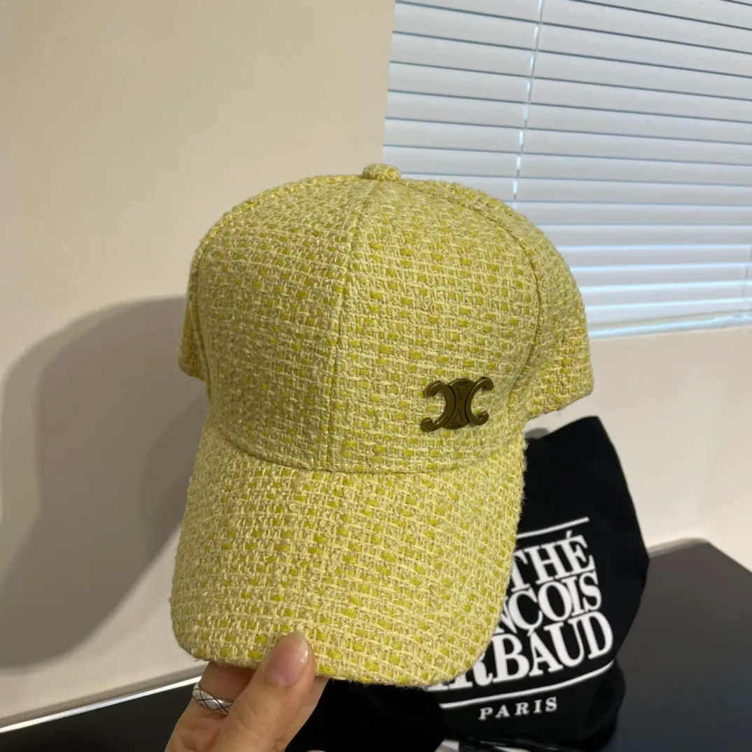P60 Celine's new counter synchronized small fragrance style tweed baseball cap🧢Full details, celebrity style, super brand, easy to match!