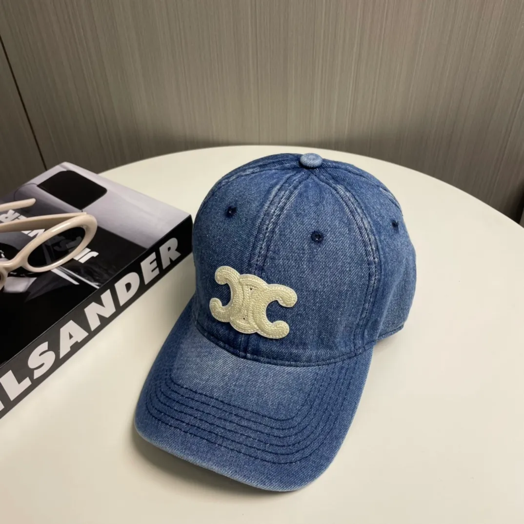 P50💛 Comes with dust bag [CELINE Celine] new denim baseball cap🧢, a must-have and easy to match when out on the street, get it now!