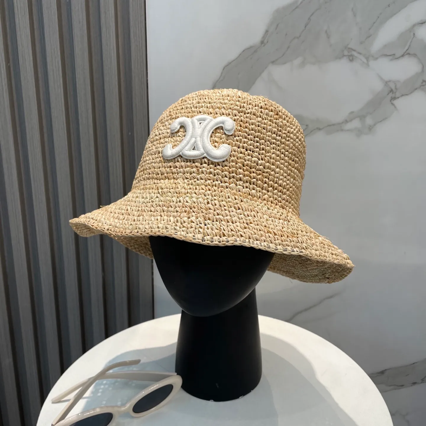 P110💛[CELINE Celine] New raffia densely woven straw hat, the first choice for the beach in summer ~ the same style as the stars ~ big brands are simple