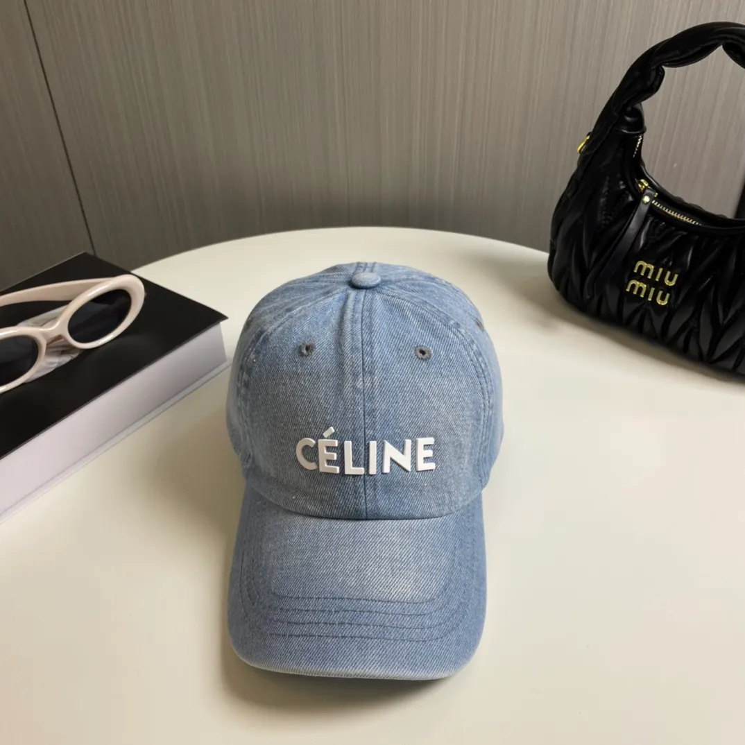P70💛 Comes with dust bag [CELINE Celine] new denim baseball cap🧢, a must-have and easy to match when going out, hurry up and get it!