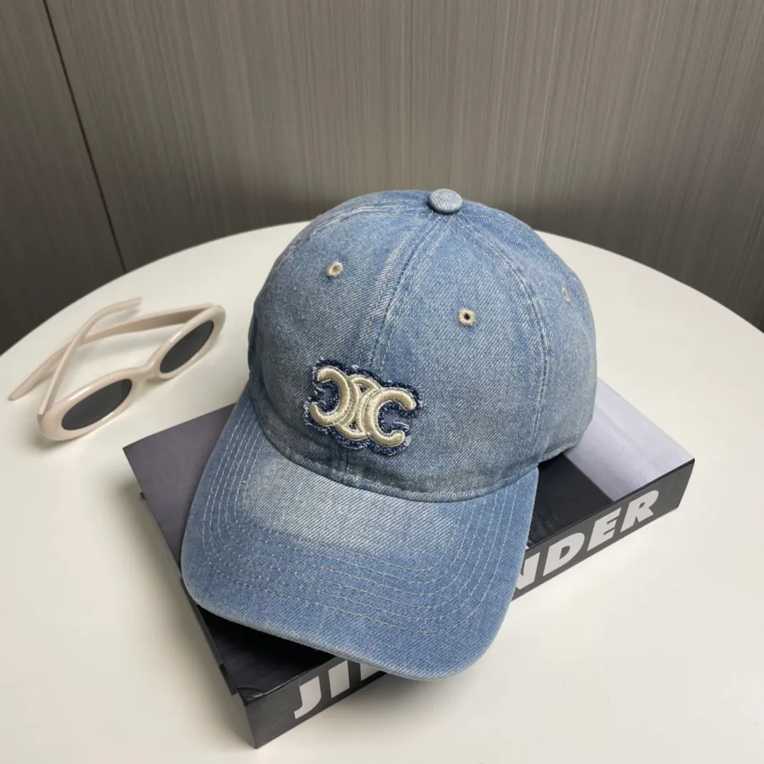 P60💛 Comes with dust bag [CELINE Celine] new denim baseball cap🧢, a must-have and easy to match when going out, hurry up and get it!