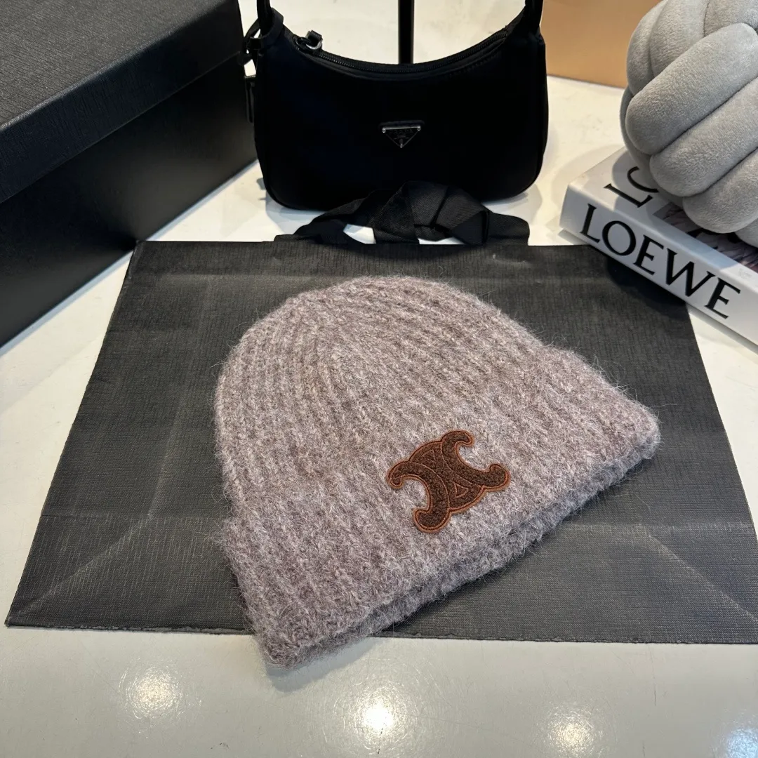 P70 Celine new autumn and winter wool hat, running size, head circumference 57cm