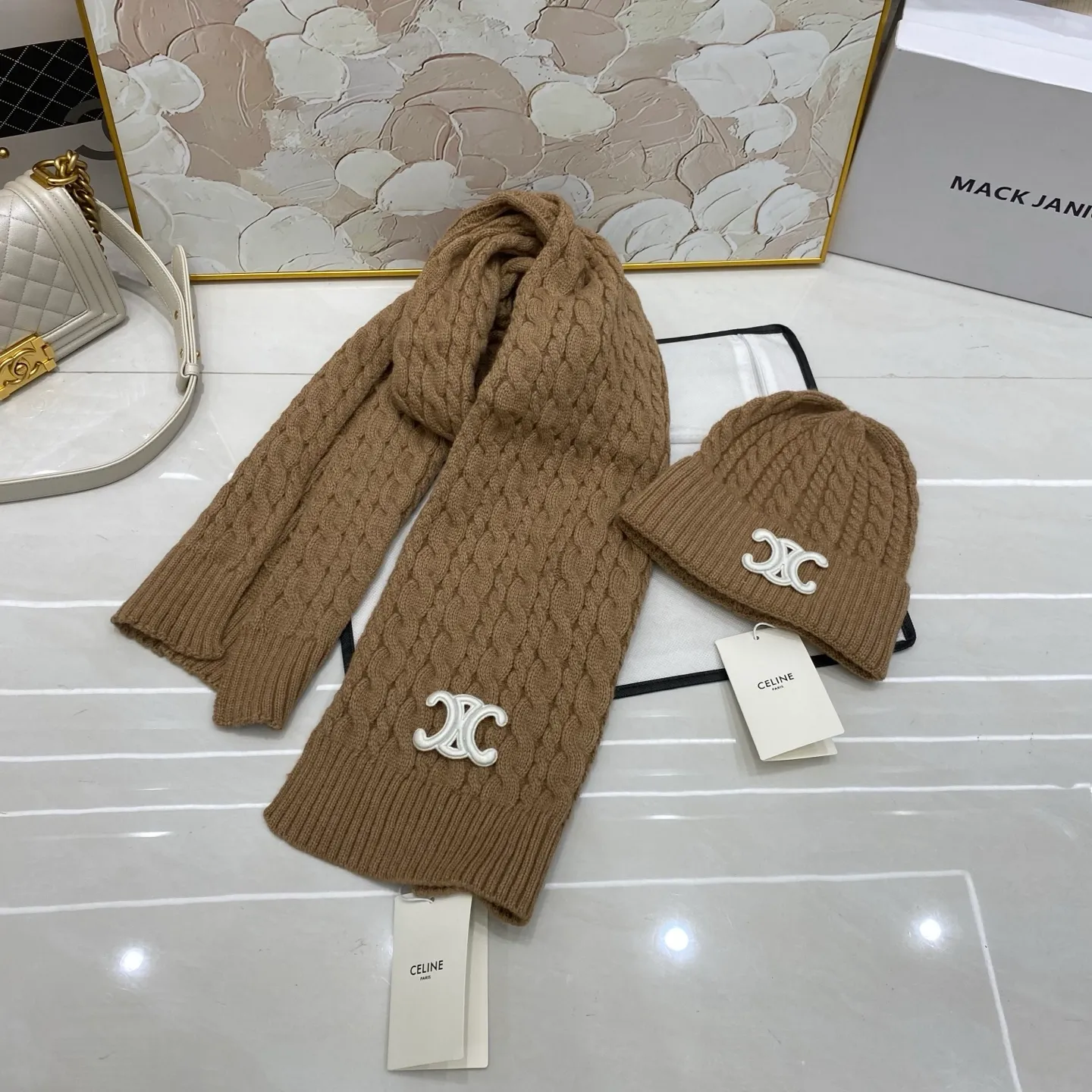 Celine twist cashmere knitted hat + scarf🧣