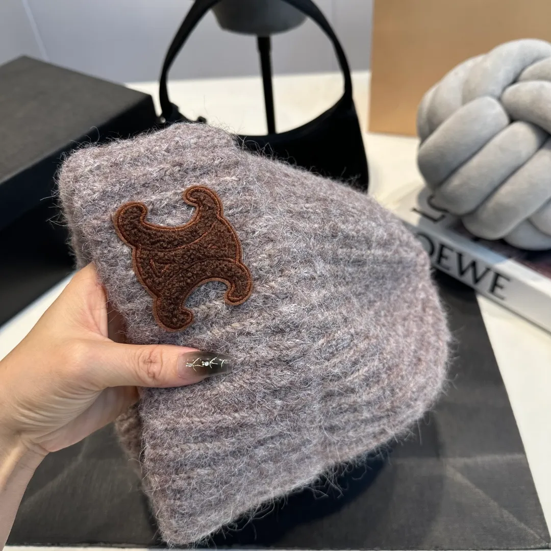 P70 Celine new autumn and winter wool hat, running size, head circumference 57cm