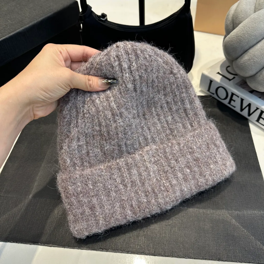 P70 Celine new autumn and winter wool hat, running size, head circumference 57cm