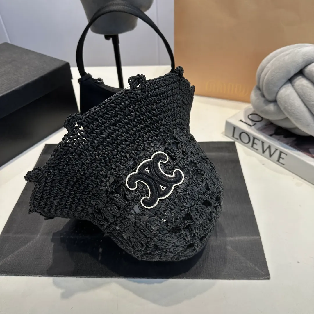 P70 Celine's new handhook bucket hat, forest girl style bucket hat, jacquard hollow, artistic sense