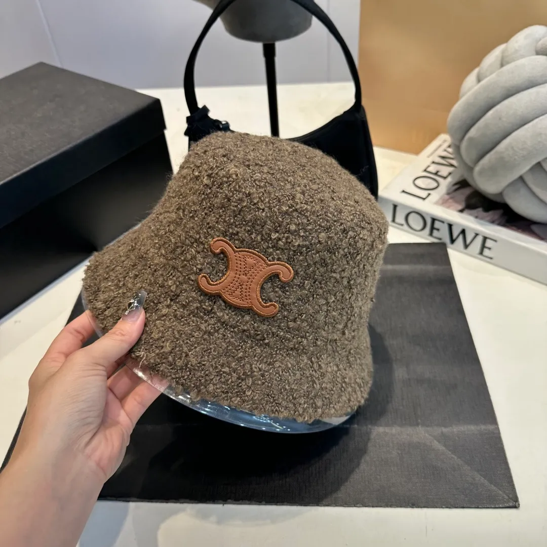 P60 Celine Celine* customized version of Arc de Triomphe lamb wool basin hat women's bucket hat 2025 hot new style autumn and winter hat fisherman hat winter style