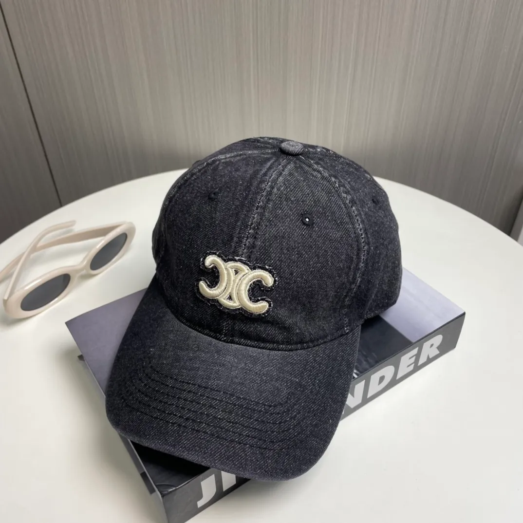 P60💛 Comes with dust bag [CELINE Celine] new denim baseball cap🧢, a must-have and easy to match when going out, hurry up and get it!