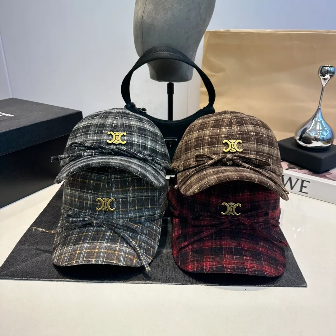 P70 CELINE new Arc de Triomphe plaid bow hardware baseball cap