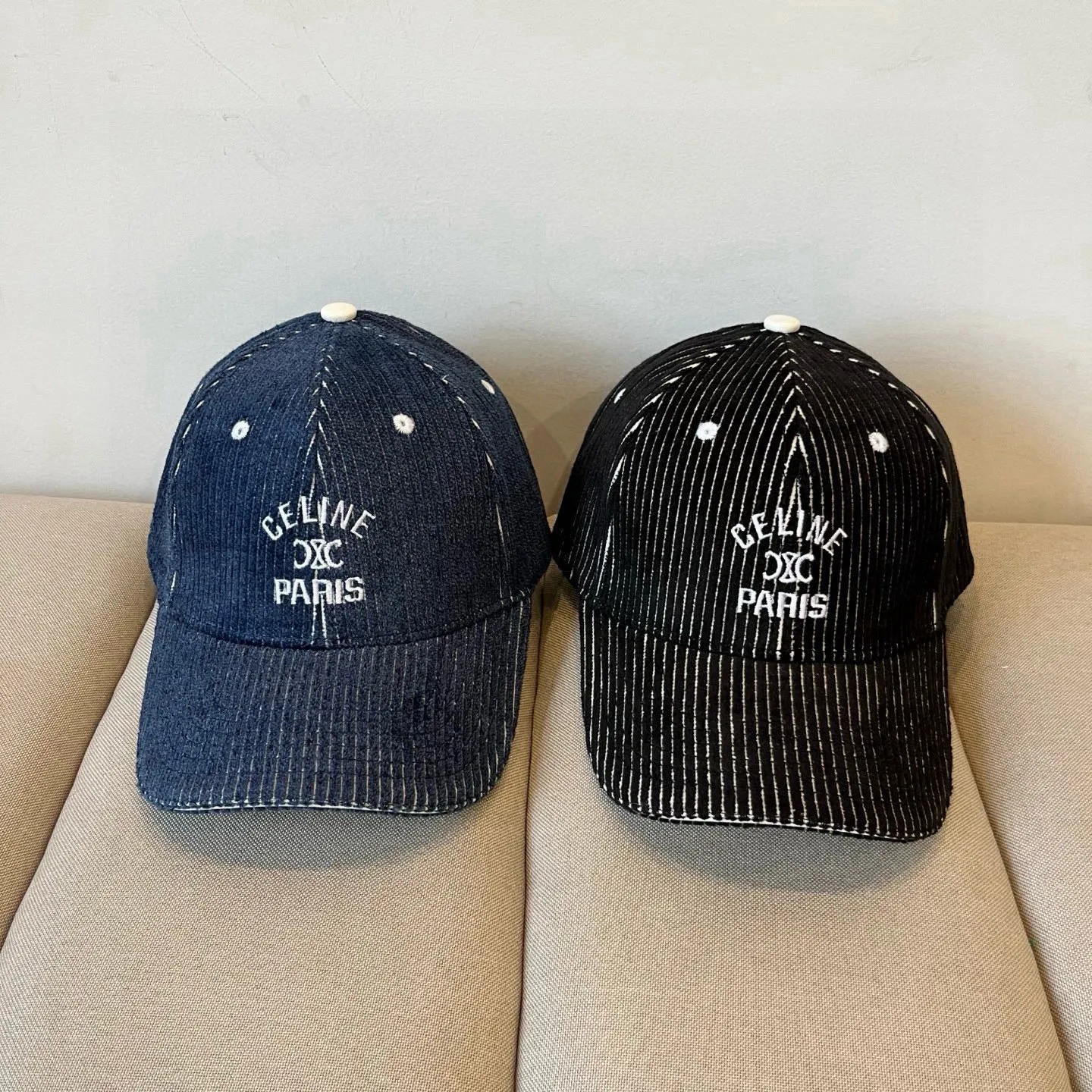 P64 [CELINE Celine] New classic casual and trendy baseball cap🧢Japanese and Korean style, looks great with any combination! A must-have when traveling