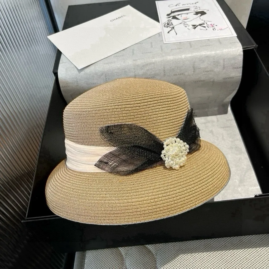 💰170¥ Celine, new basin hat, matched with linen accessories, full of ladylike style, head circumference 57cm