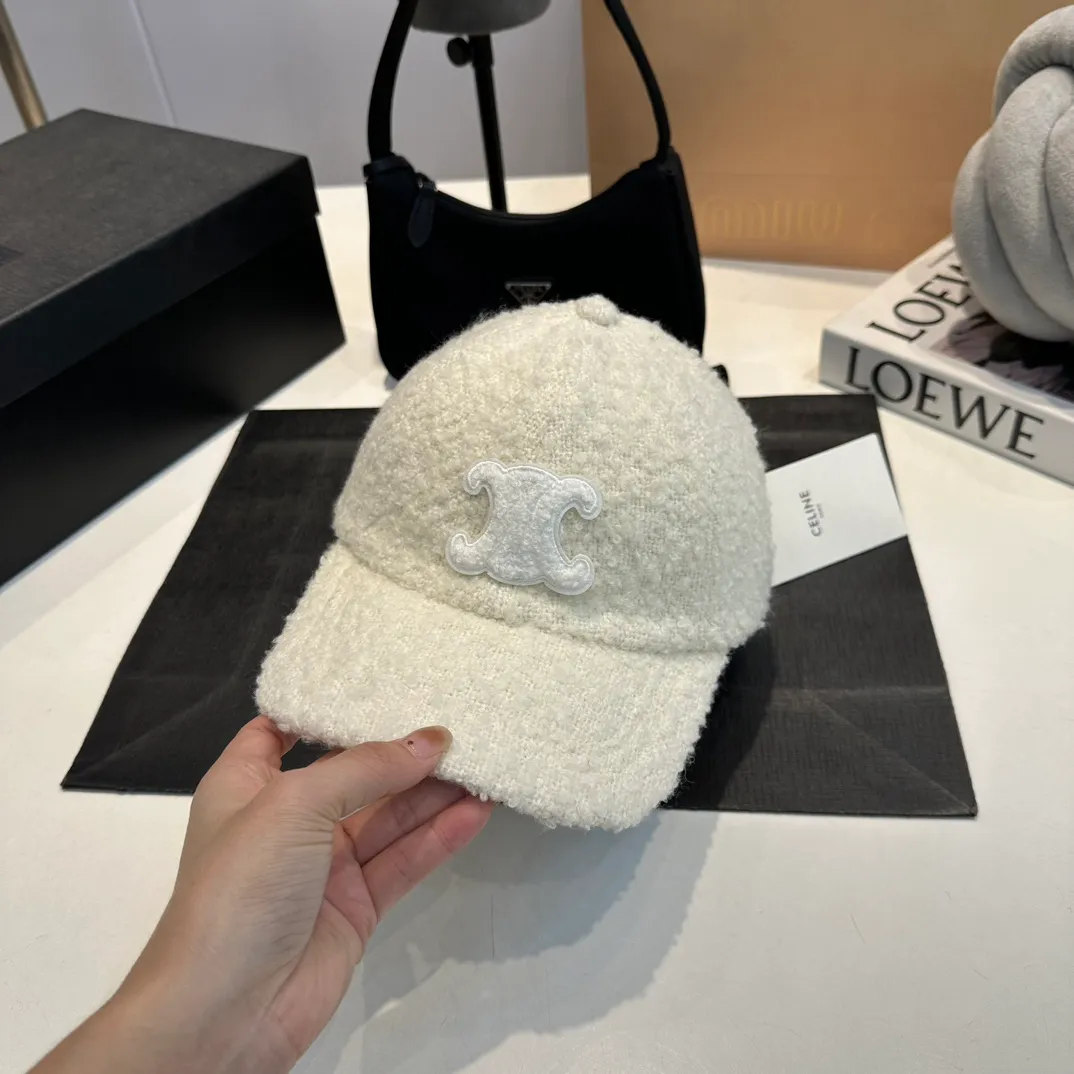 P70 CELINE Arc de Triomphe 2024 new wool 🦙 baseball cap, classic style, unisex