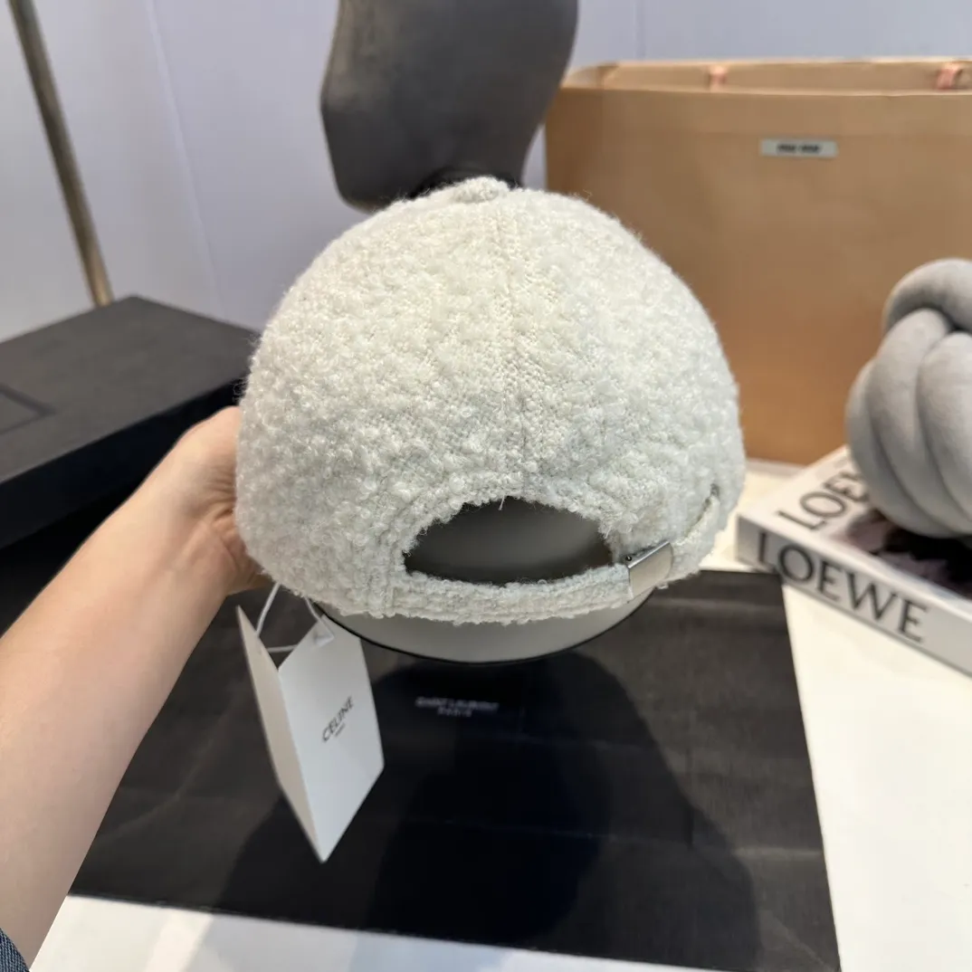 P70 CELINE Arc de Triomphe 2024 new wool 🦙 baseball cap, classic style, unisex