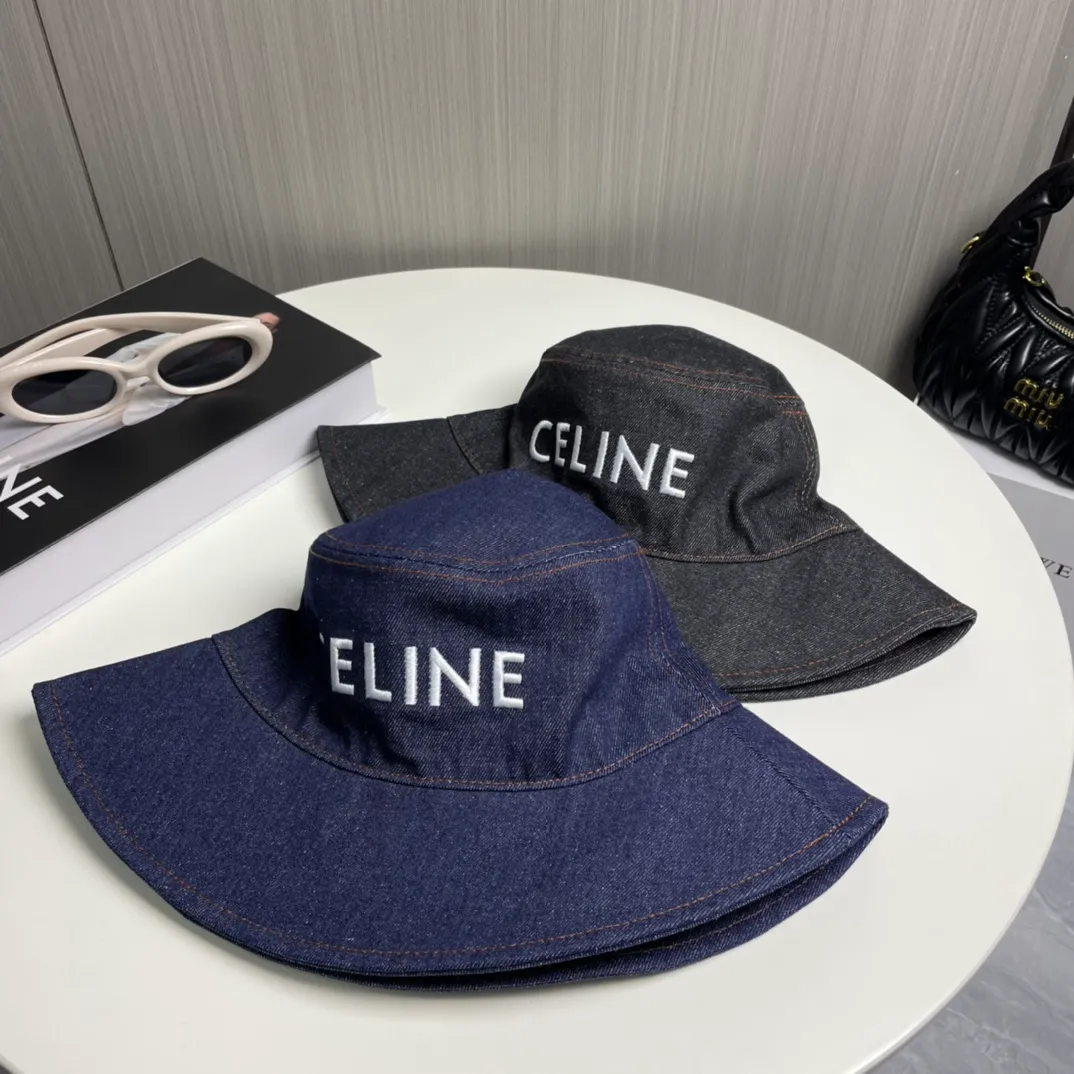 P70 comes with dust bag, Celine new washed denim embroidered fisherman hat, the best quality, casual and elegant, simple and fashionable, you can compare it yourself