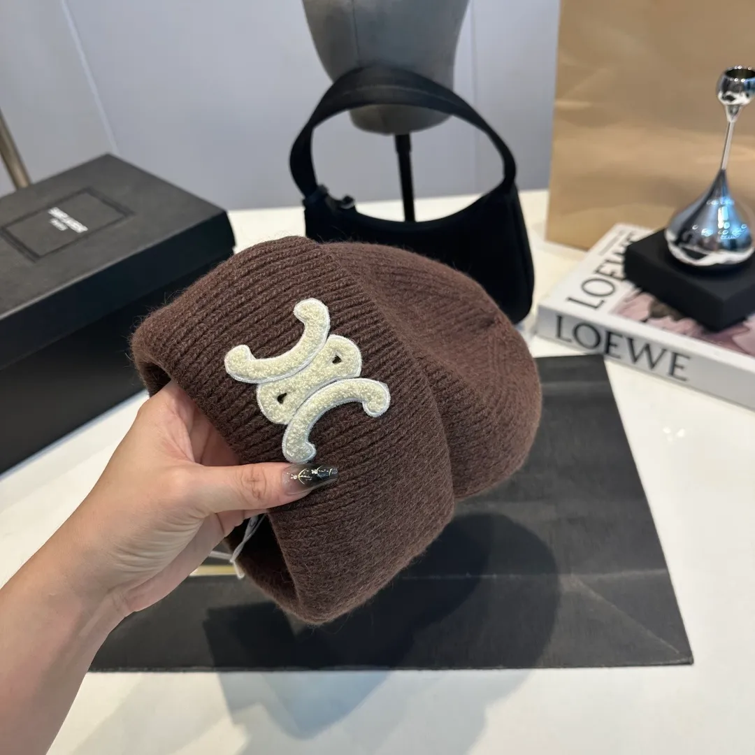 P54 Celine rabbit fur beanie