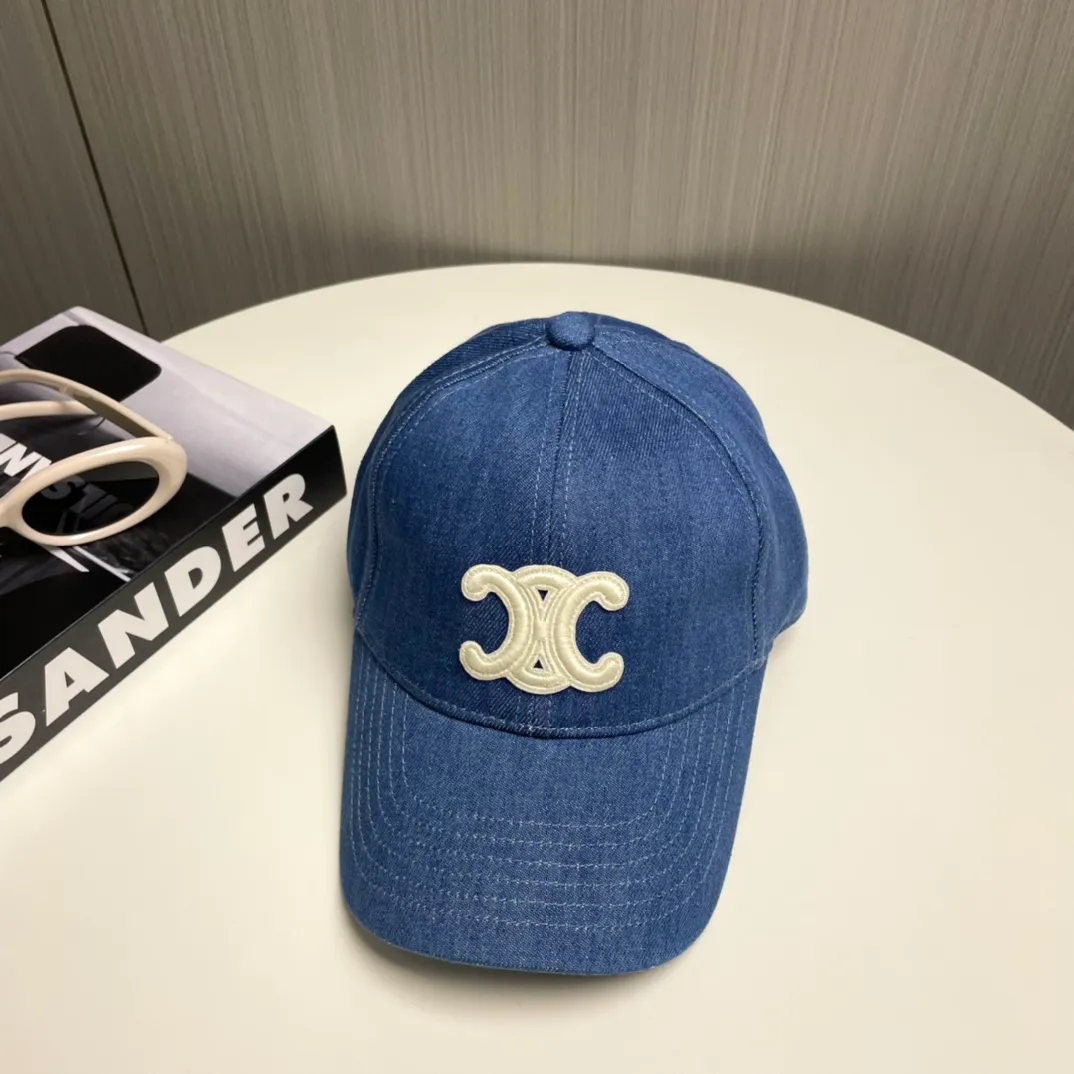 P66 comes with dust bag, CELINE high-quality new washed denim baseball cap, the best quality, casual and elegant, simple and fashionable, you can compare it yourself