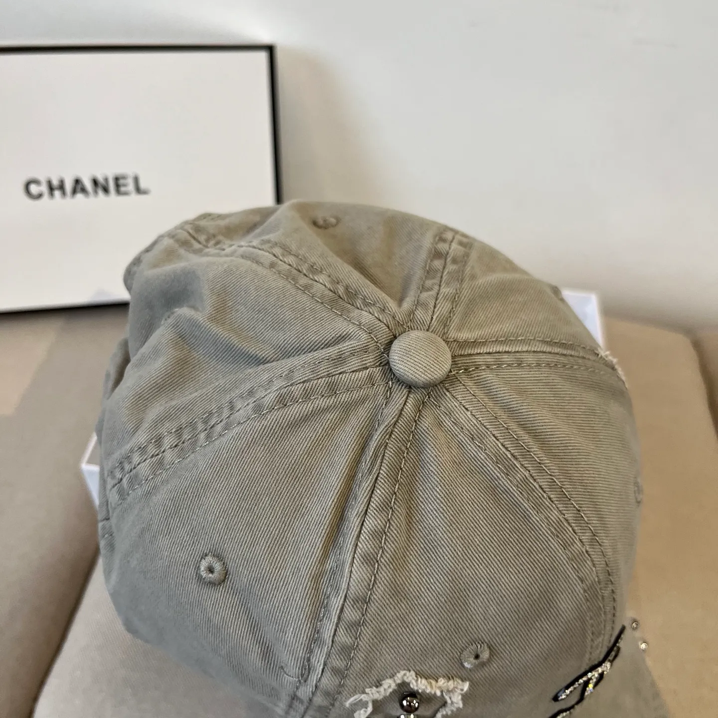 P60 CHANEL Chanel 2025 new small fragrance big-name baseball cap, counter classic style, unisex, head circumference 57, four colors available