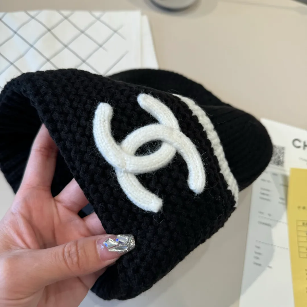 💰70¥ Chanel knitted beanie