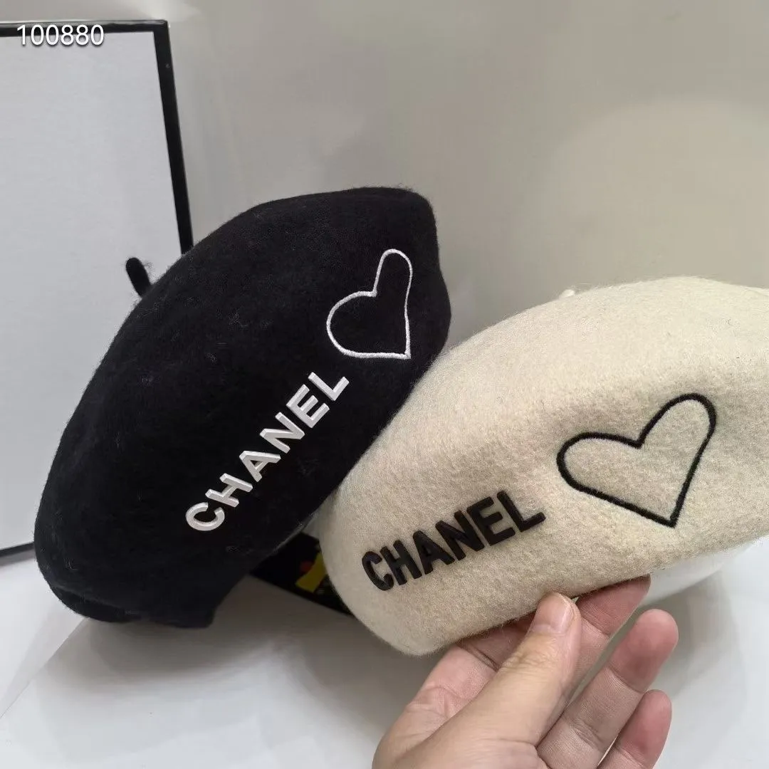 Special P80 [CHANEL Chanel] 2021 autumn and winter new style wool love small fragrant beret, super good fit! ❕Super versatile! Goddess style, versatile for street wear