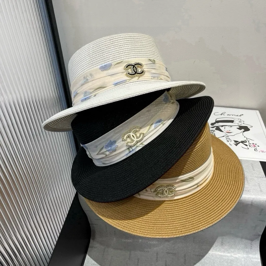 💰140¥ Chanel flat top hat, head circumference 57cm