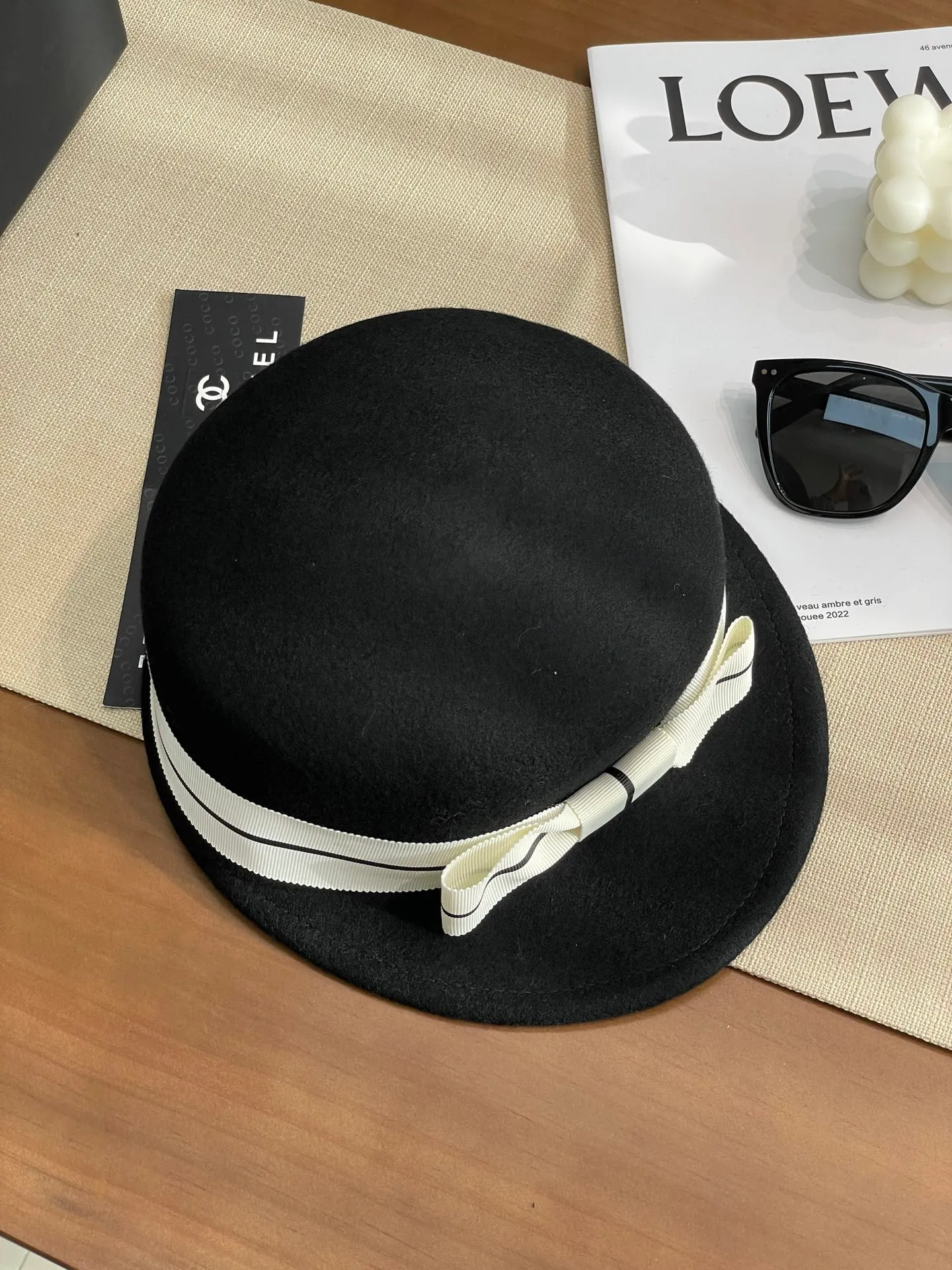 CHANEL Chanel 24 autumn and winter new style webbing brim wool navy hat hat small top hat knight hat 🎩High-end products with high style! 100% Australian wool, very good texture, high-end bow 🎀 decorative ribbon! Big-name socialite style! Collectible beauty!