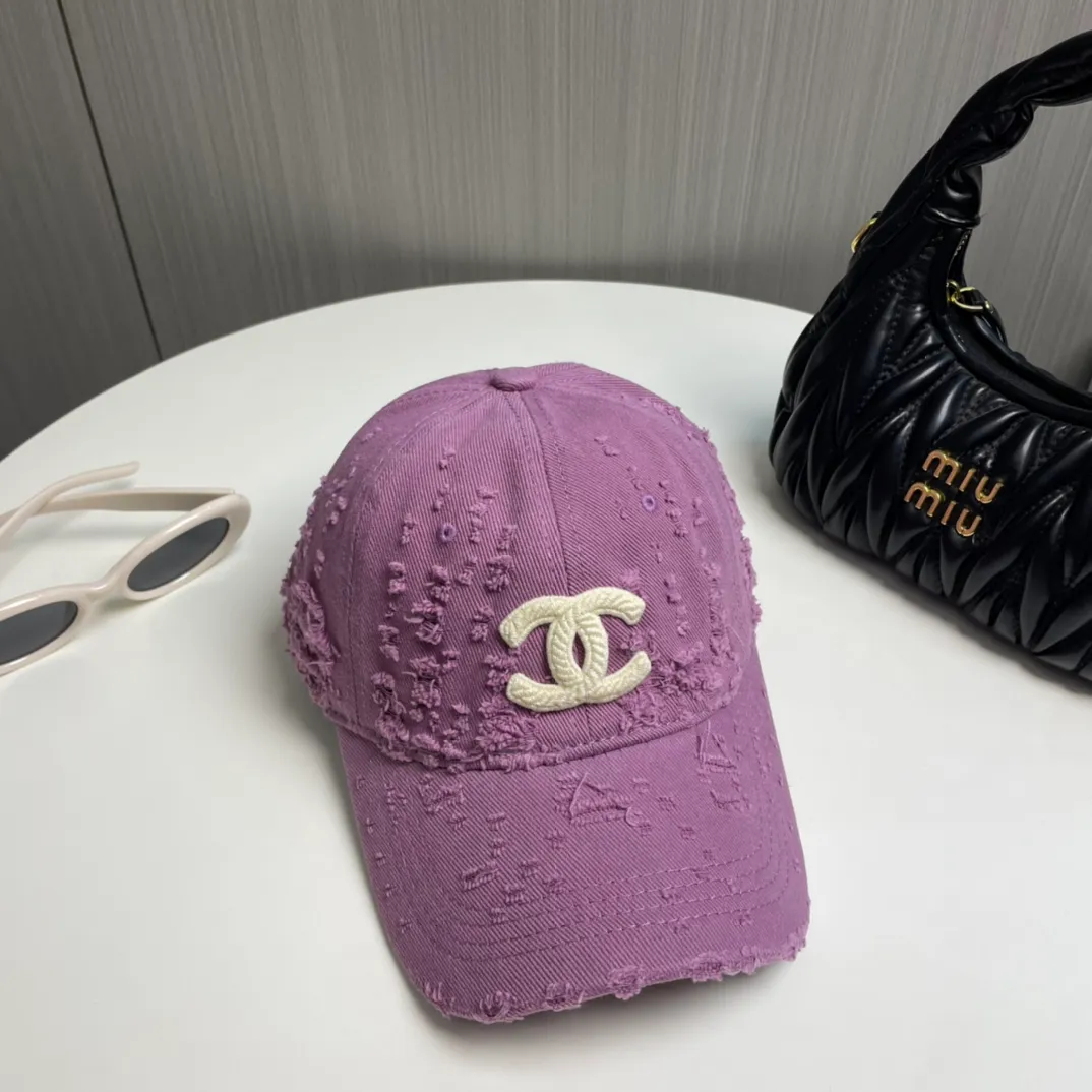 P76 CHANEL 25 new baseball cap, classic and simple logo, fashionable and casual design, popular new product