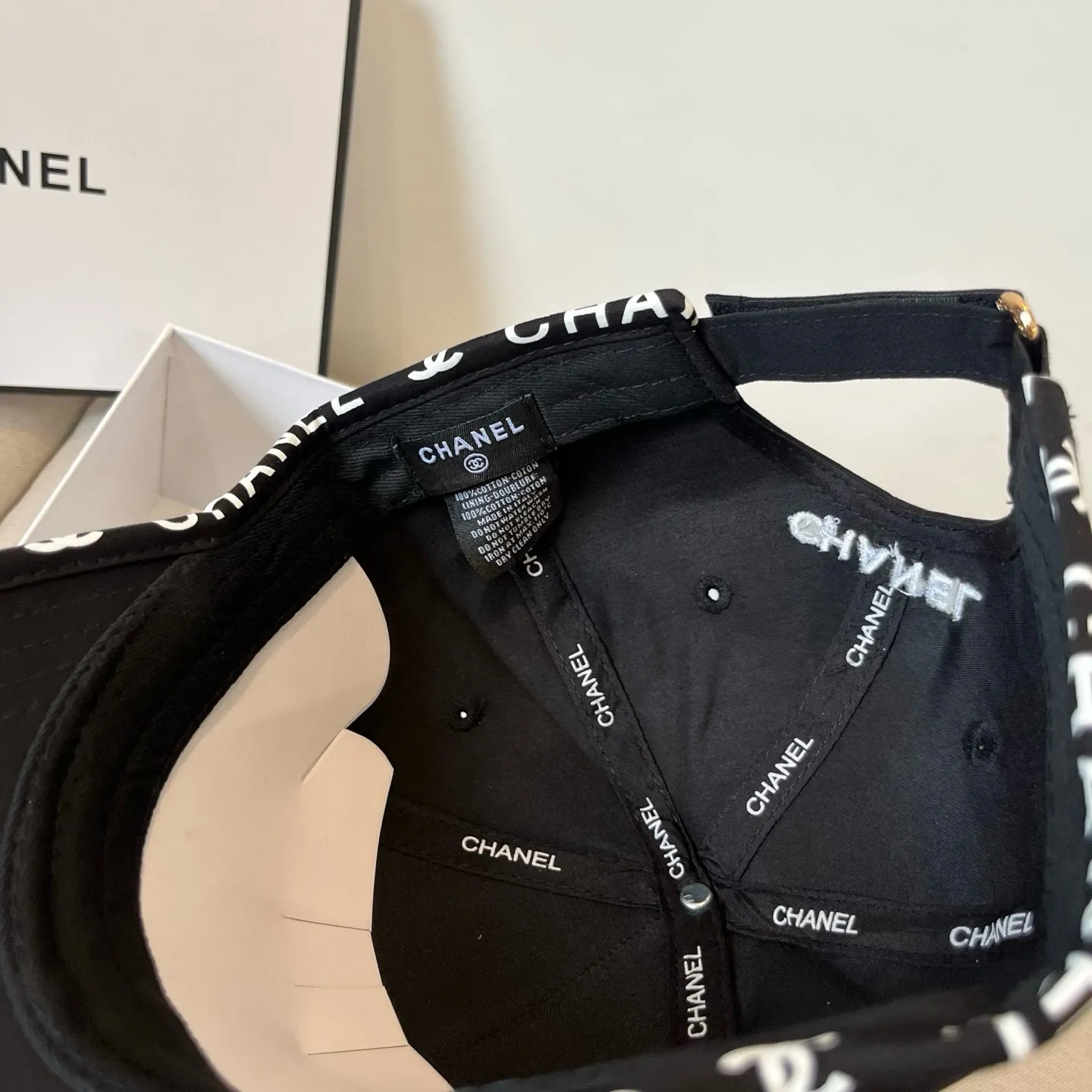 P60 CHANEL new baseball cap, Xiaoxiang classic and simple, fashionable and casual design, popular new product