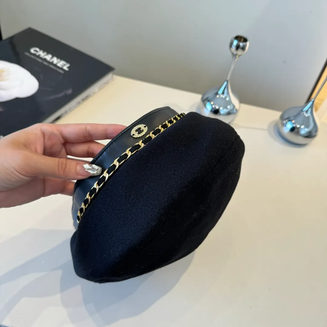 💰100¥ Chanel wool beret, small fragrant chain beret, head circumference 57cm