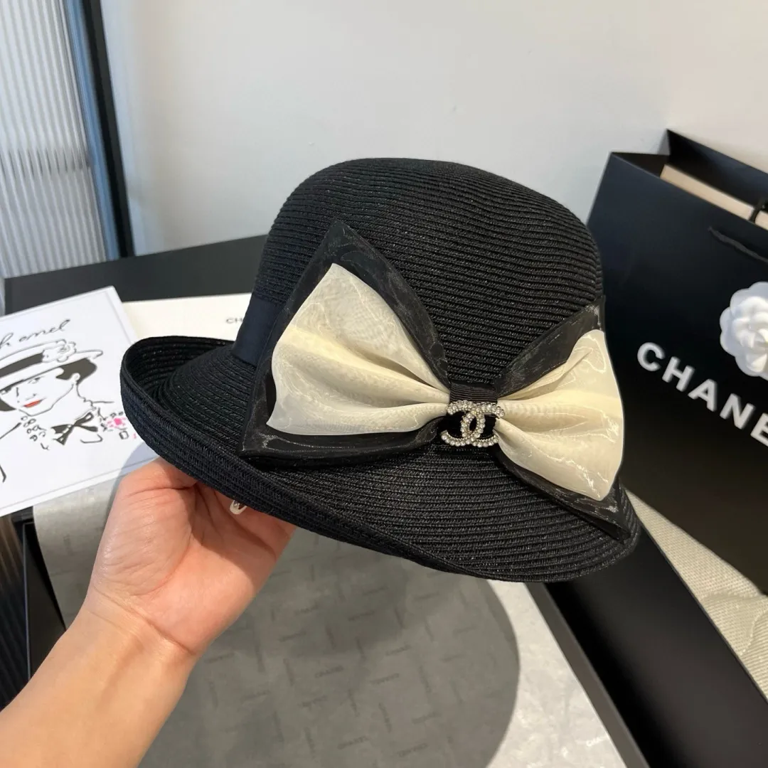 💰140¥ Chanel curled straw hat, head circumference 57cm