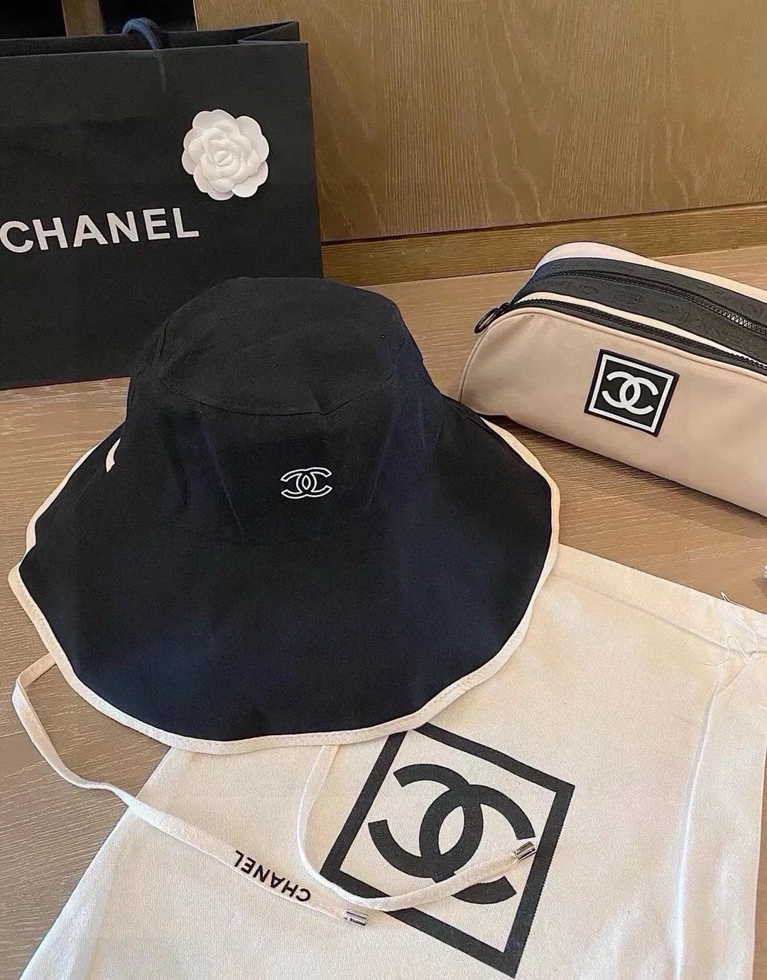 120¥ Chanel large brim bucket hat, canvas hat, simple internet celebrity style, head circumference 57cm