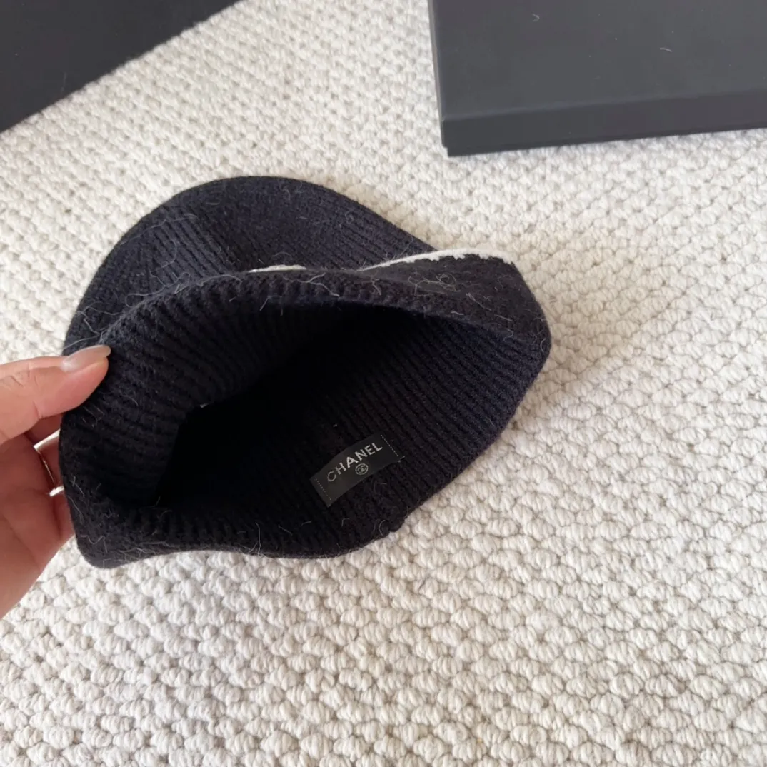 💰56 Chanel official website releases CHANEL small and popular knitted hat! Xiaohongshu’s new product is released, it’s so 🉑️, high-elastic fabric, classic colors, same style for men and women.