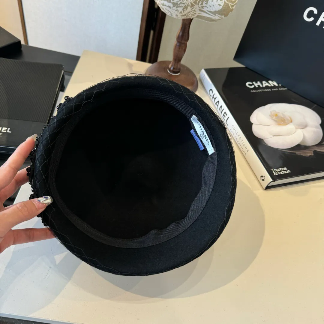 💰180¥ Chanel beret, customized with small fragrance style high-end fabrics, head circumference 57cm
