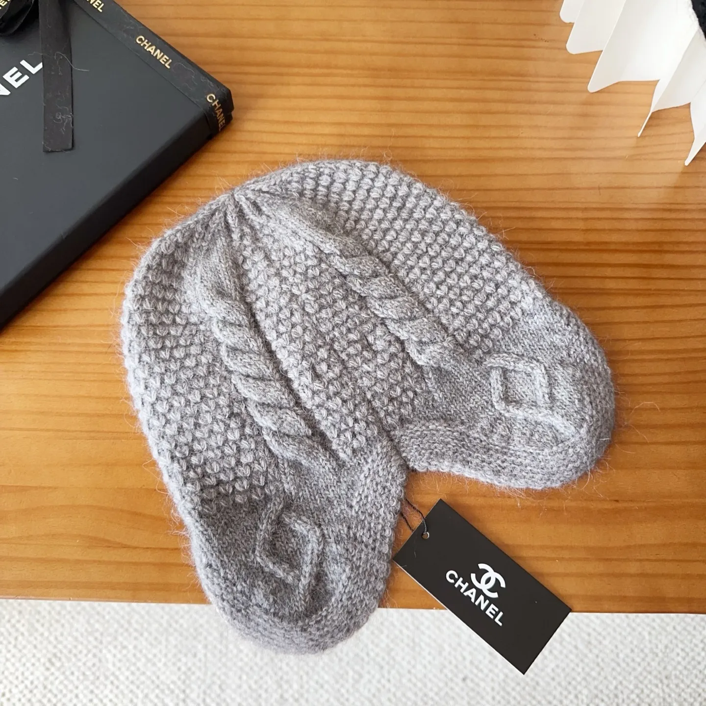 💰70 Chanel official website releases CHANEL small and popular knitted hat! Xiaohongshu’s new product is released, it’s so 🉑️, high-elastic fabric, classic colors, same style for men and women.