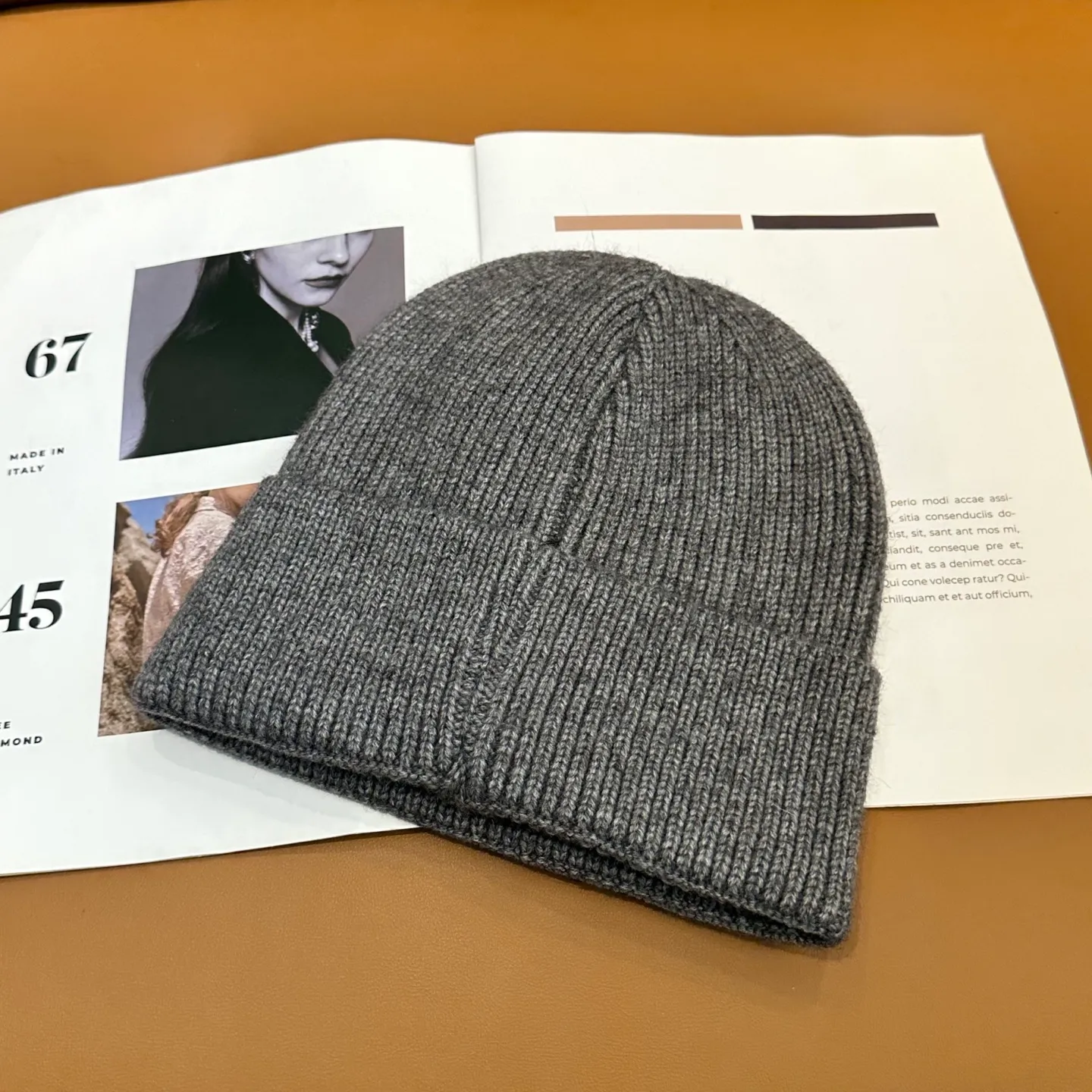 P56 comes with dust bag 🌺 [CHANEL] New rabbit fur knitted hat, Xiaohongshu, the main recommendation of major Internet celebrities! Thicker and warmer, fashionable and popular🌸First-class texture, the best brand for keeping warm in autumn and winter, order now, limited quantity available